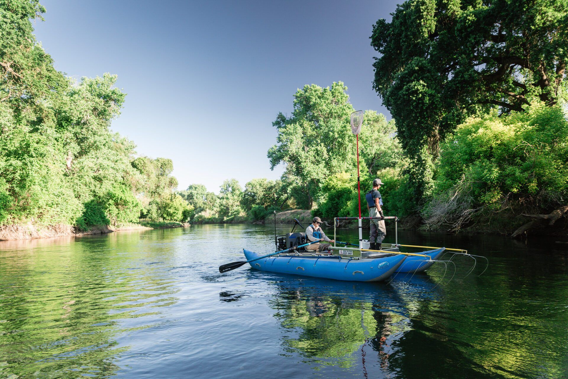 Electrofishing cataraft.jpg